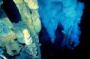 LES VOLCANS SOUS LA MER